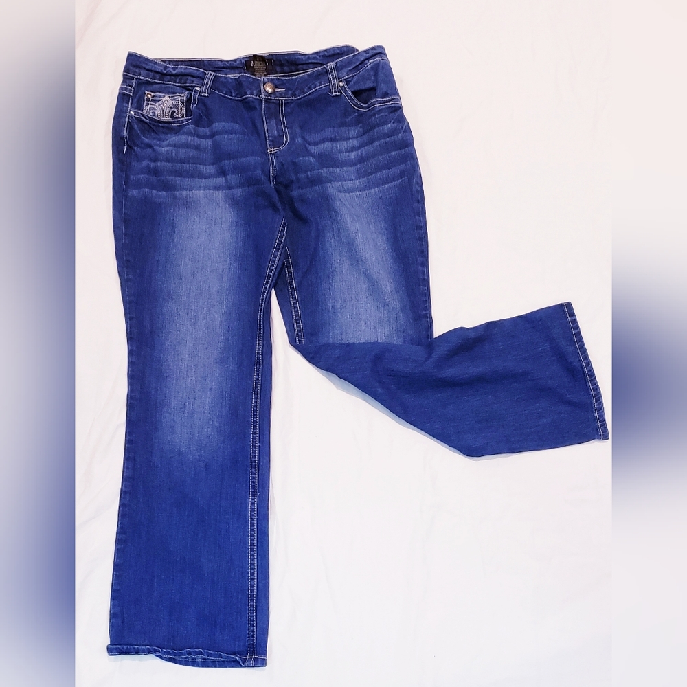 ZCO Jeans Women's Plus Size 20W Blue Medium Wash High Rise Flare Jeans